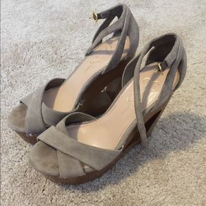 Jessica Simpson heels